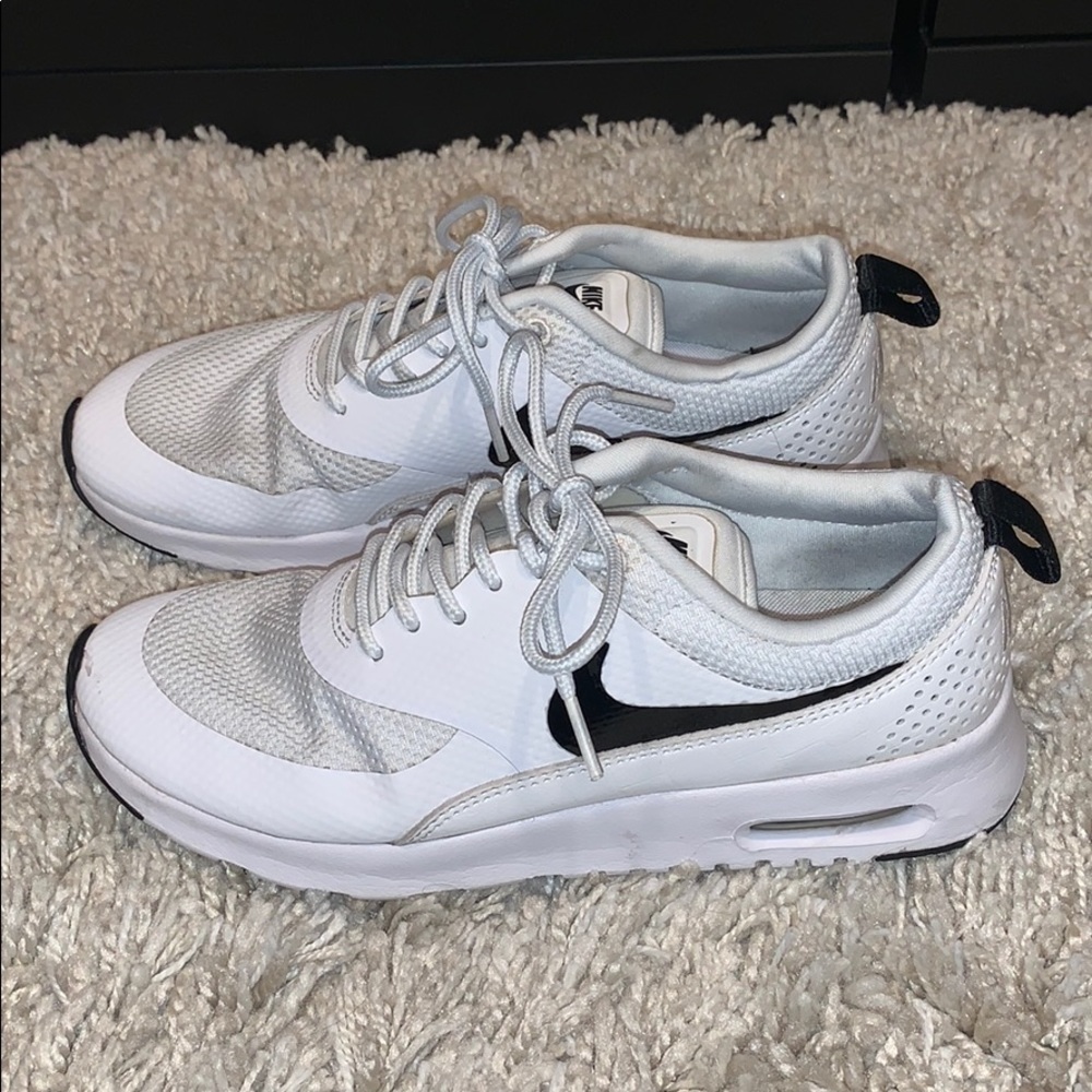 White Nike Max Thea Sneakers